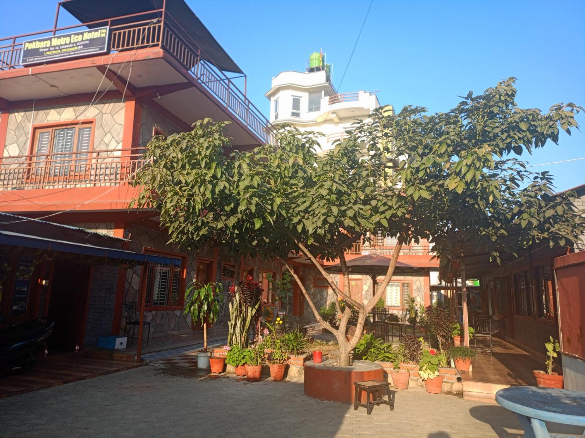 Pokhara Metro Eco Hotel Exterior photo