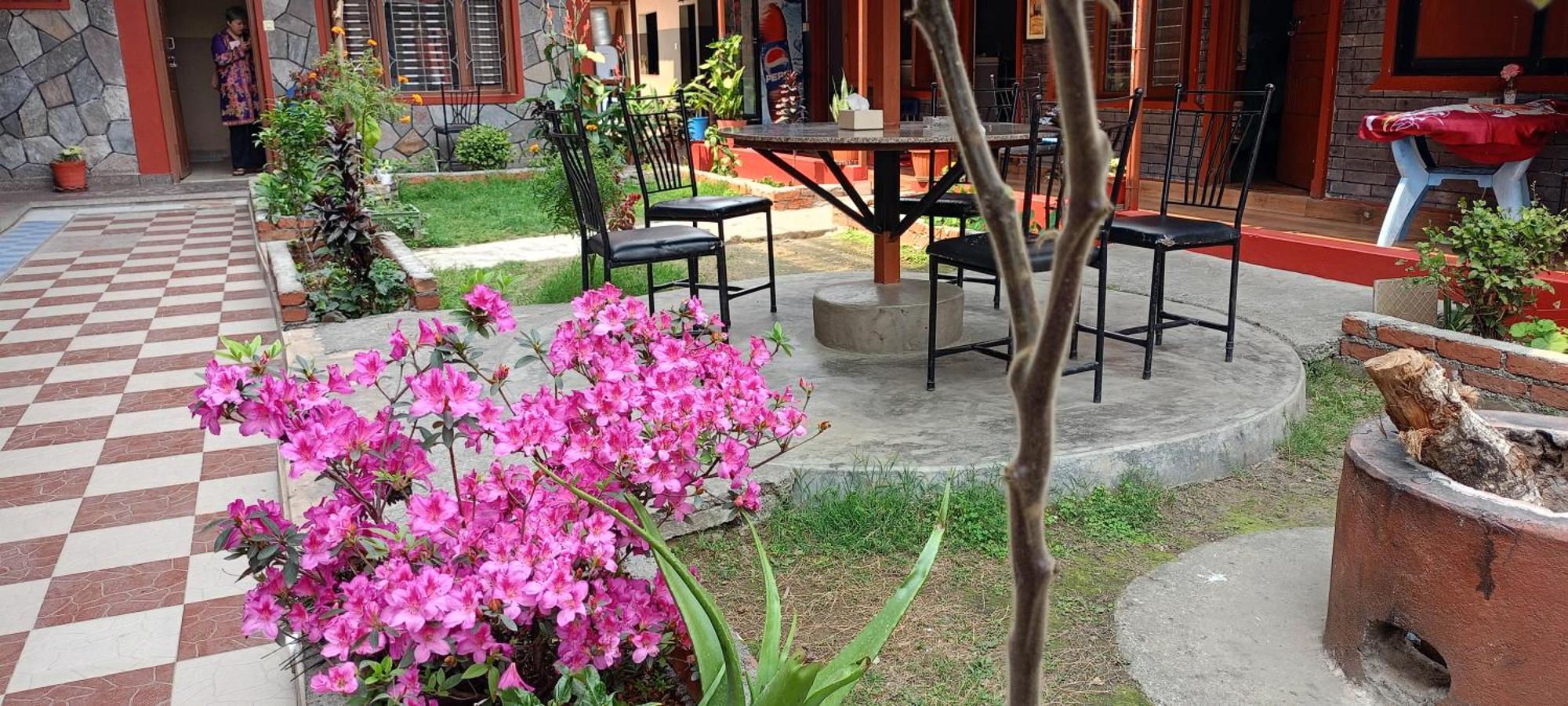 Pokhara Metro Eco Hotel Exterior photo